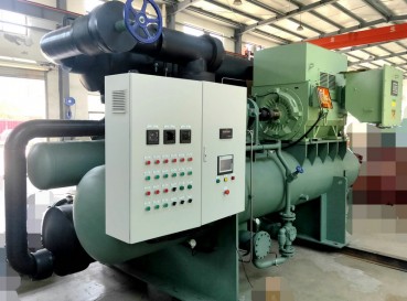 蒸發(fā)冷開(kāi)啟式低溫機(jī)組